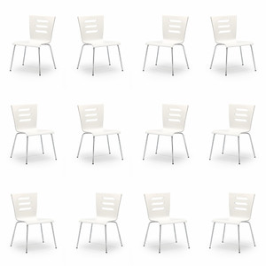 Dwanaście krzeseł białych - 6743