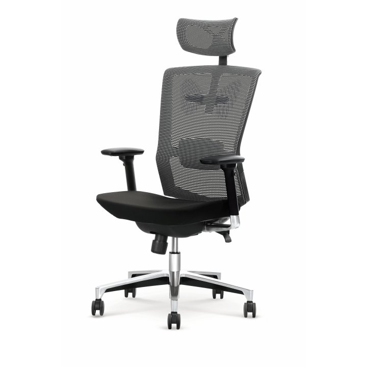 Fotel do biurka na chromowanej podstawie, czarne siedzisko, siatkowe oparcie i zagłówek, regulowane podłokietniki