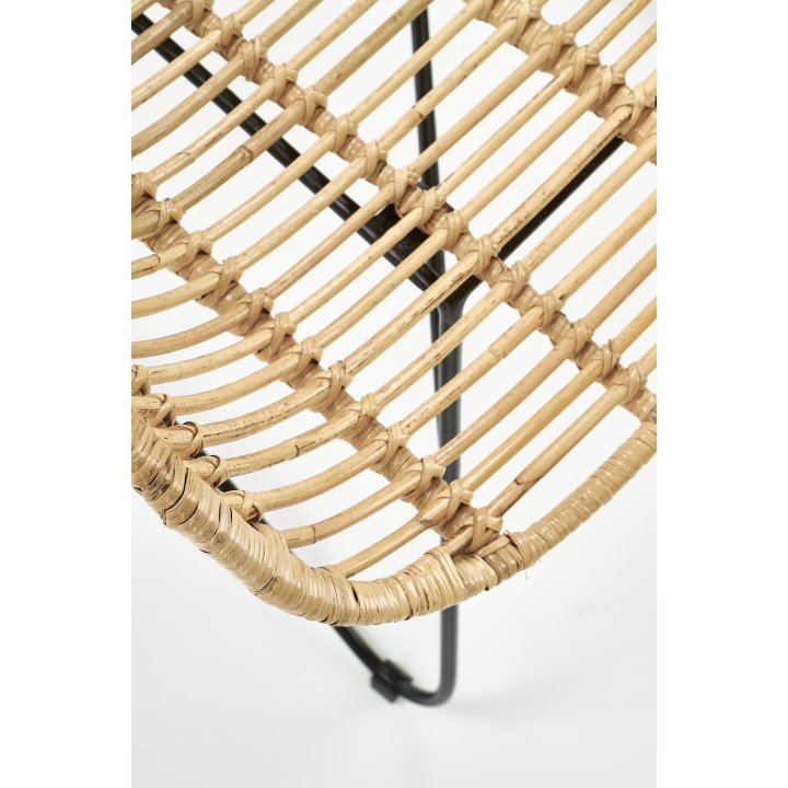 Rattanowy Fotel do salonu, boho, skandynawski, na czarnym stelażu, rattan naturalny