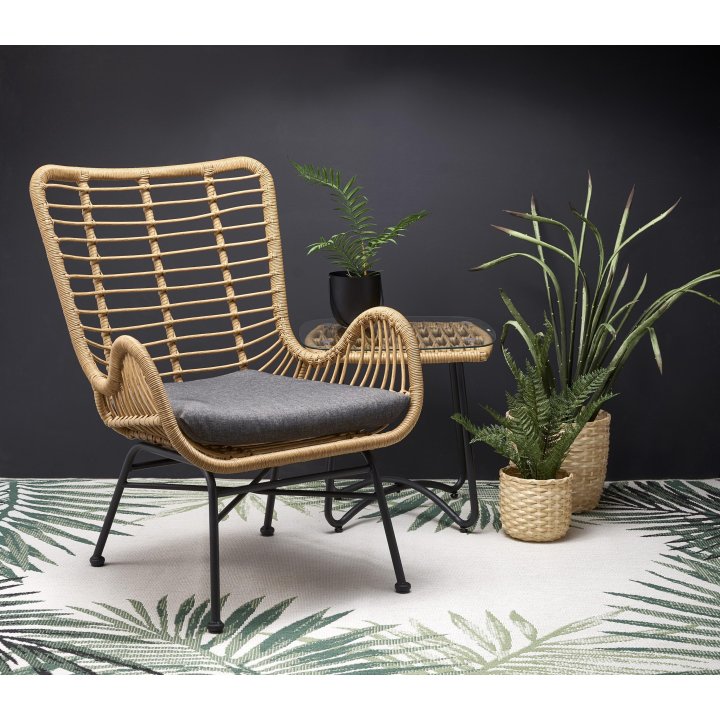 Fotel do salonu, boho, skandynawski, kolor naturalny, stelaż czarny szara poduszka, rattan syntetyczny