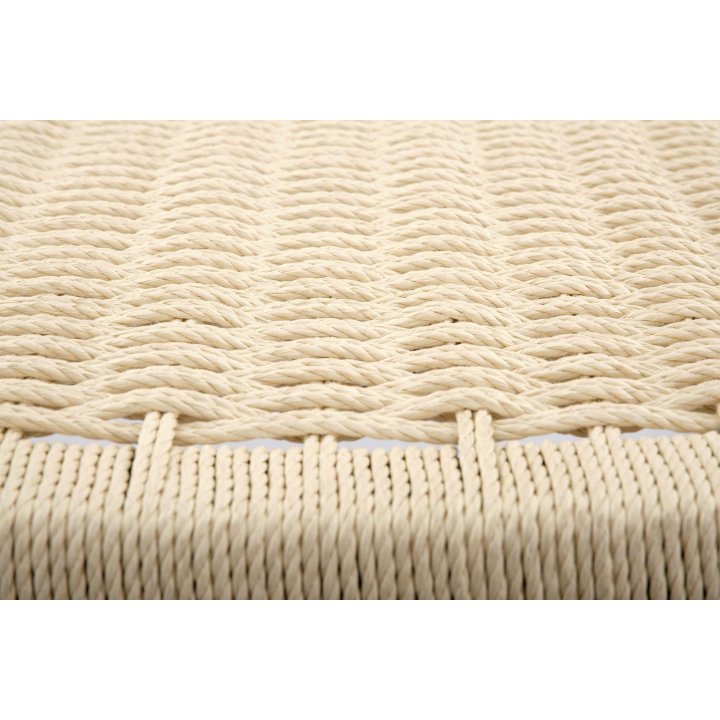 Fotel do salonu w kolorze naturalnym i z czarnym stelażem, w stylu boho, sznurek