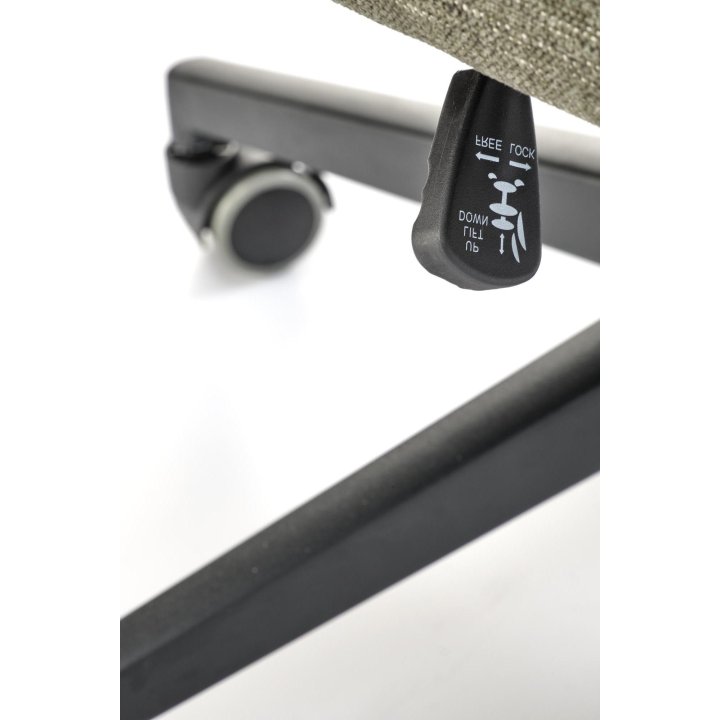 Fotel do biurka nowoczesny, oliwkowy, tapicerowany tkaniną, kółka kauczukowe