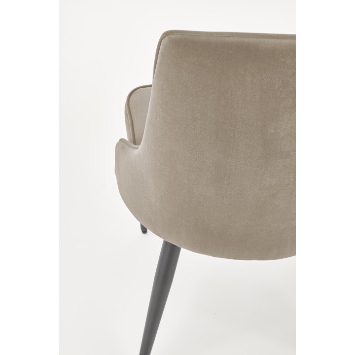 Krzesło do salonu pikowane beżowe