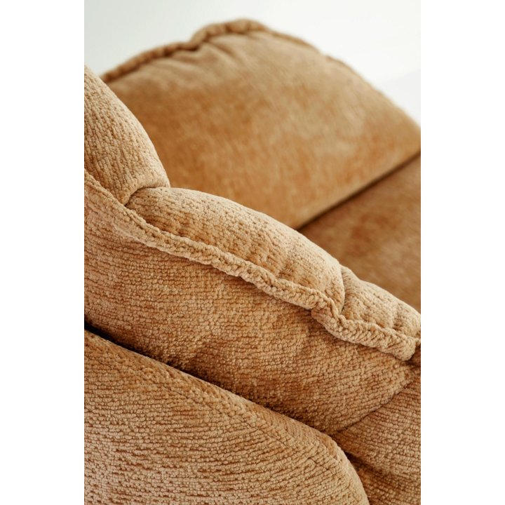 Fotel do salonu, musztardowy na chromowanej eleganckiej podstawie