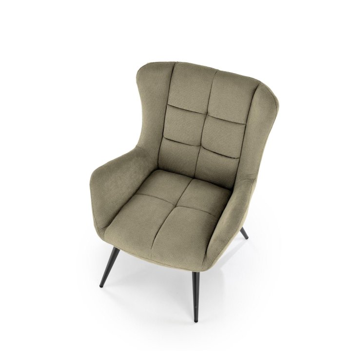 Fotel do salonu, klasyczny, kolor oliwkowy, z przeszyciami, na czarnych metalowych nogach, tkanina - VARDO