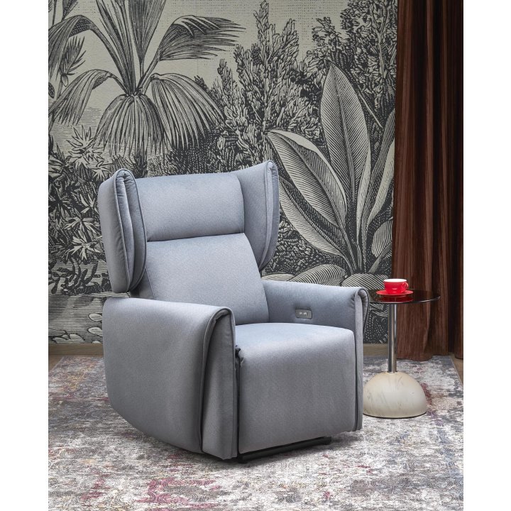 Popielaty fotel do salonu, rozkładany z funkcją relax