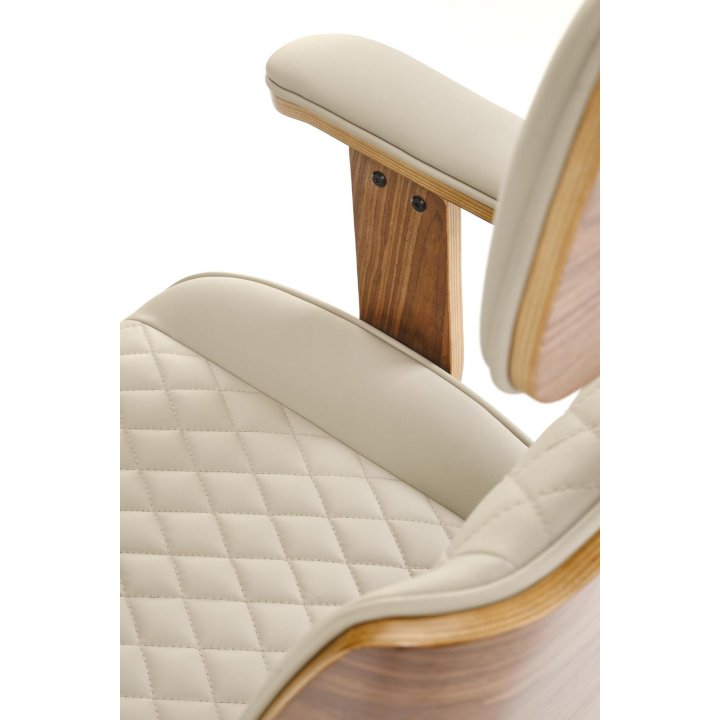 Fotel gabinetowy obrotowy klasyczny nowoczesny, kolor beżowy, orzechowy, eko skóra, sklejka gięta, kółka kauczukowe