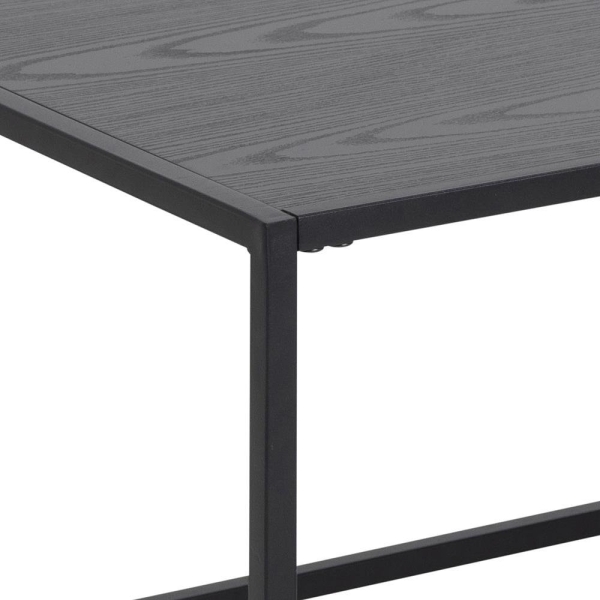 Stolik kawowy Actona Seaford z gazetnikiem metalowy czarny 110x60 cm