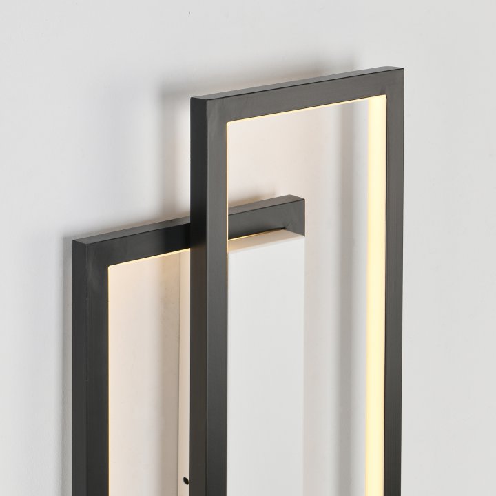 Lampa ścienna SYMMETRY-160 LED czarna 160 cm